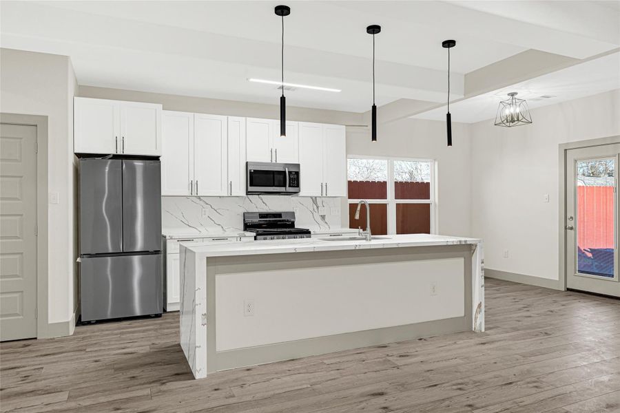 Furnished interior view inside a new home in , La Marque (Image 5).