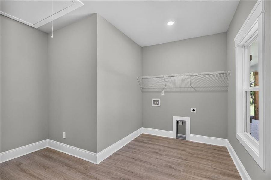Spacious, unfurnished interior of a new home in , Waco (Image 17).