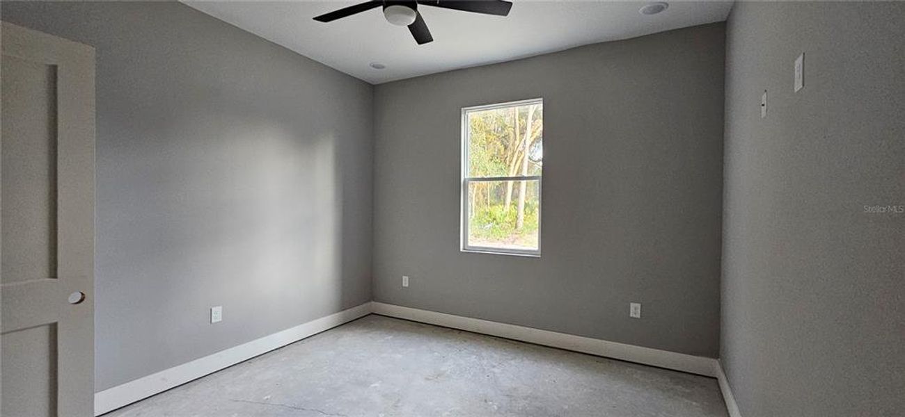 Spacious, unfurnished interior of a new home in , Eustis (Image 9).