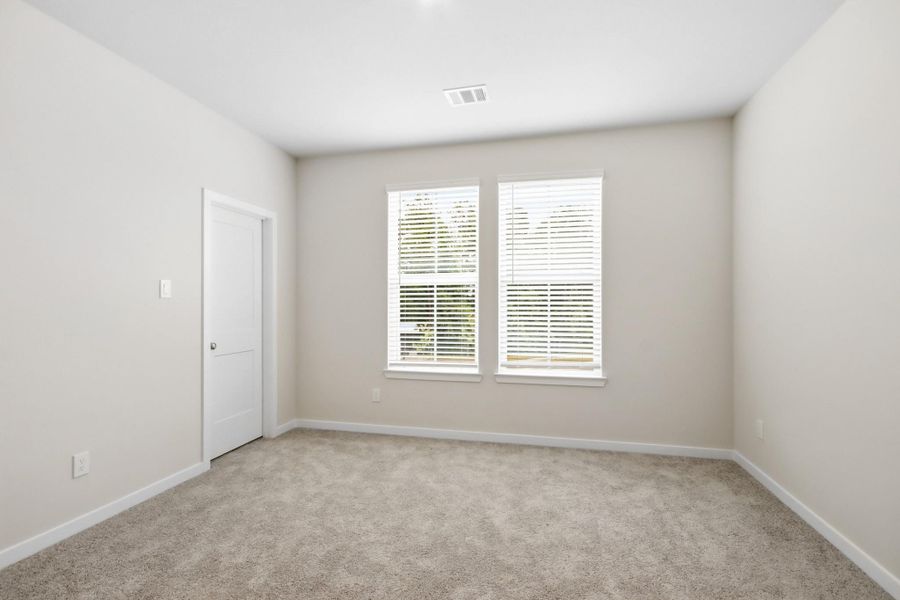 Spacious, unfurnished interior of a new home in Audubon, Magnolia (Image 9). Spacious, unfurnished interior of a new home in Audubon, Magnolia (Image 9).