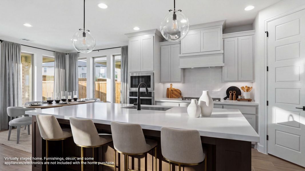 Furnished interior view inside a new home in Eliana, McKinney (Image 5).