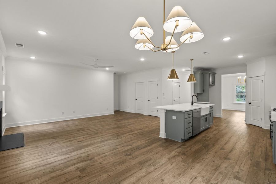Spacious, unfurnished interior of a new home in , Mount Pleasant (Image 26).