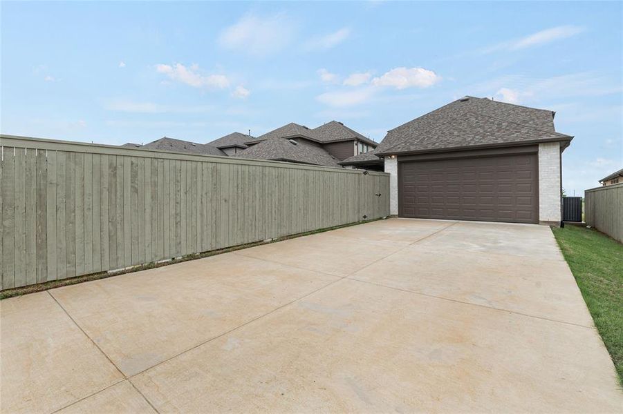 Extra Long Driveway, Room for an Extra Car or Boat