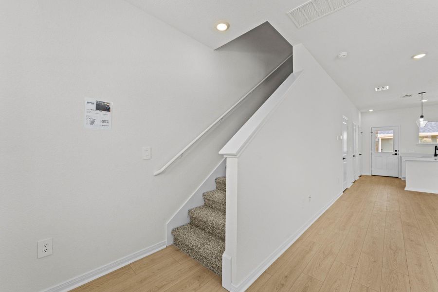 Spacious, unfurnished interior of a new home in Avery Centre, Round Rock (Image 29). Spacious, unfurnished interior of a new home in Avery Centre, Round Rock (Image 29).