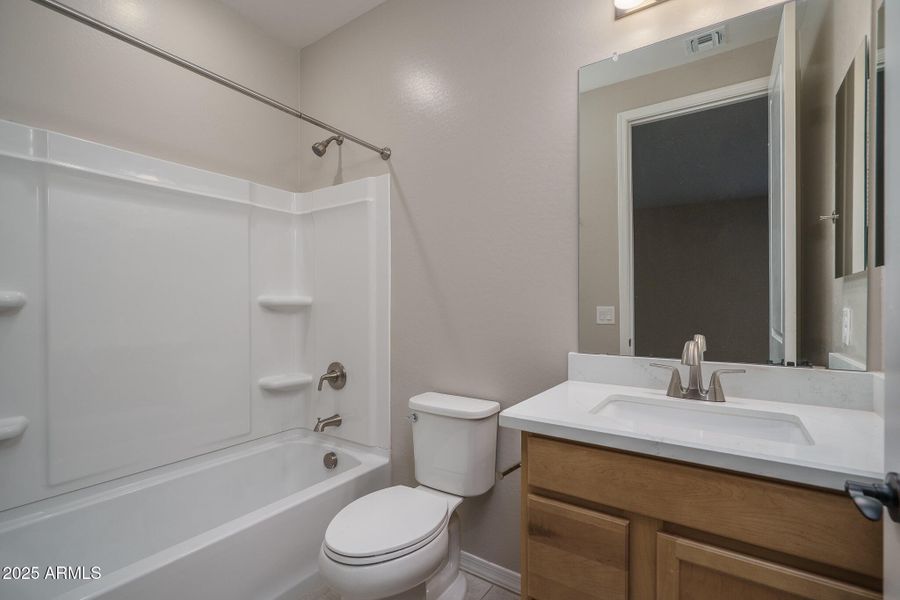 19) BED 2 BATH 19) BED 2 BATH