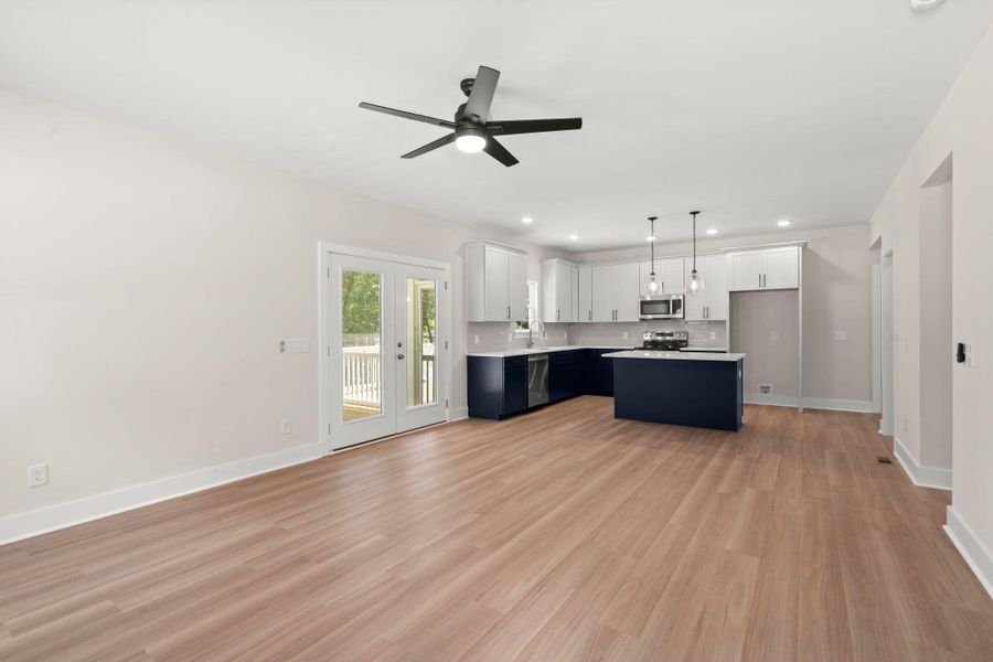 Spacious, unfurnished interior of a new home in , Hollywood (Image 25).