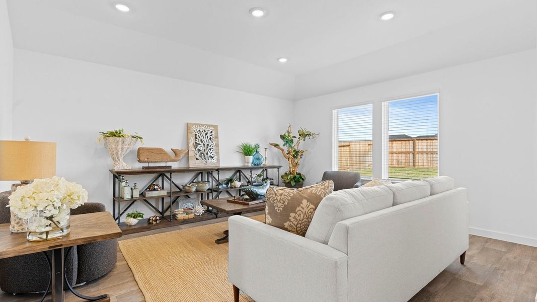 Furnished interior view inside a new home in Evergreen, Rosenberg (Image 15). Furnished interior view inside a new home in Evergreen, Rosenberg (Image 15).