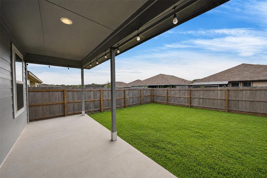 Exterior details and patio area of a home in Rockbridge, Huntsville (Image 3). Exterior details and patio area of a home in Rockbridge, Huntsville (Image 3).
