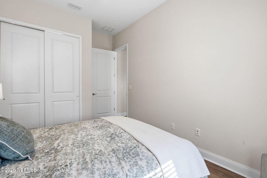 Spacious, unfurnished interior of a new home in RiverTown, St. Johns (Image 20).