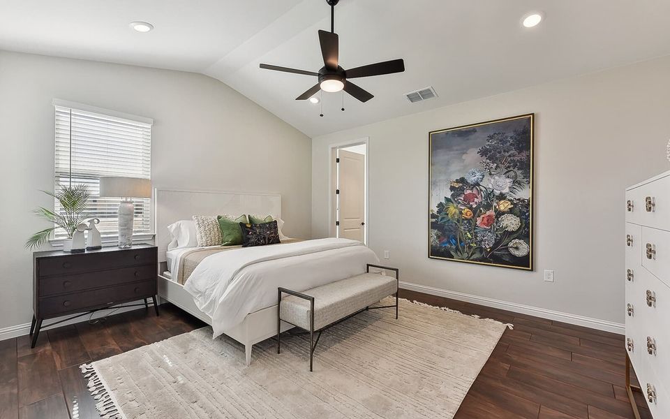 Furnished interior view inside a new home in Kissing Tree, San Marcos (Image 4).