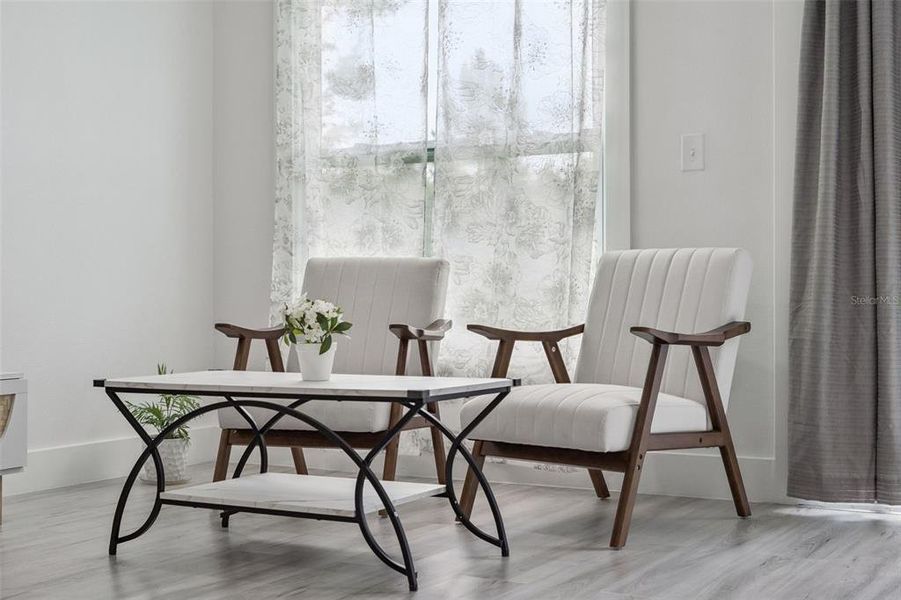 Furnished interior view inside a new home in , Orlando (Image 12).