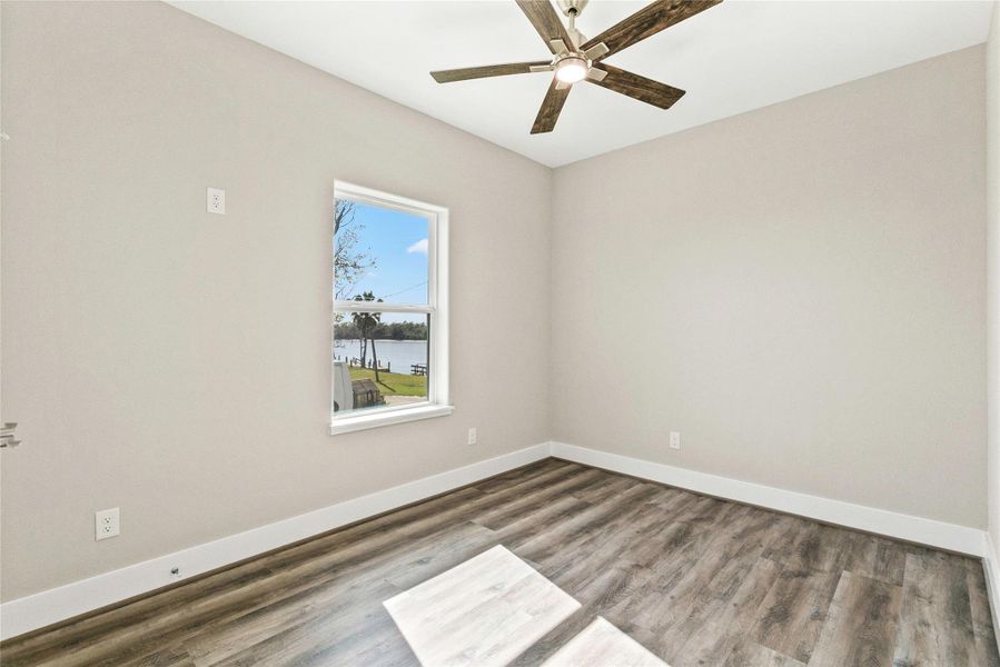 Spacious, unfurnished interior of a new home in , Matagorda (Image 28).
