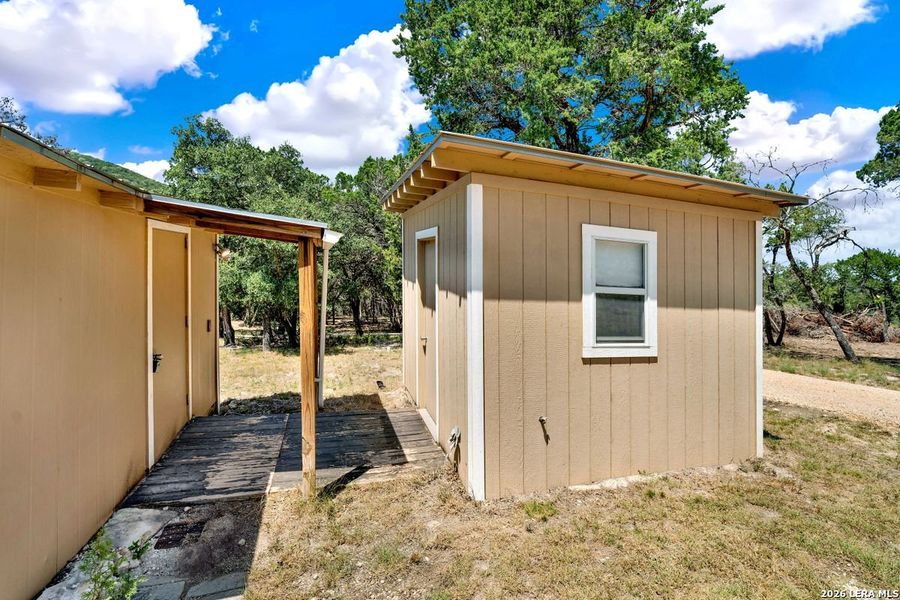 Exterior details and patio area of a home in , Bandera (Image 26).