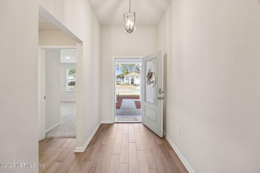 Spacious, unfurnished interior of a new home in River Glen, Yulee (Image 16). Spacious, unfurnished interior of a new home in River Glen, Yulee (Image 16).