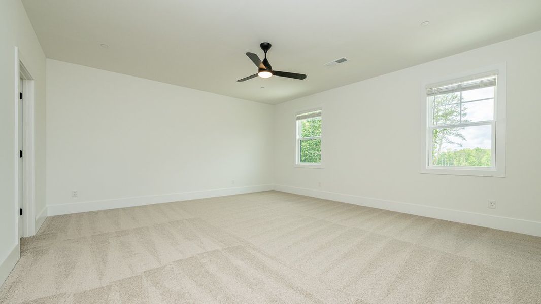 Representative unfurnished interior of a home built from the Harbor by D.R. Horton in The Village at Sandy Plains, Marietta (Image 16).