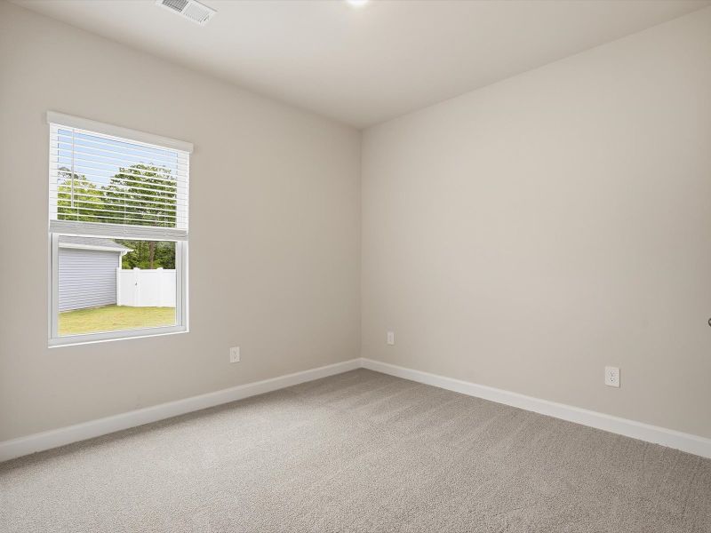 Spacious, unfurnished interior of a new home in Vickery Station, Woodruff (Image 15).