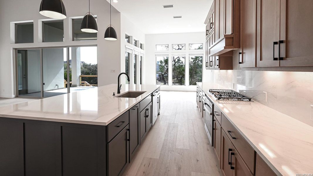 Furnished interior view inside a new home in Johnson Ranch, Bulverde (Image 9).