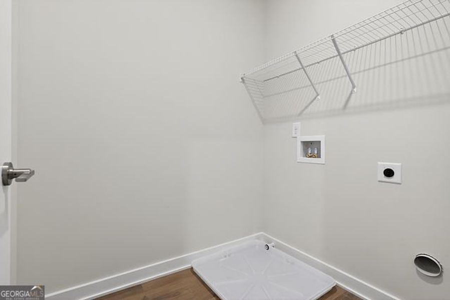 Spacious, unfurnished interior of a new home in The Park at Gainesville Township, Gainesville (Image 27).
