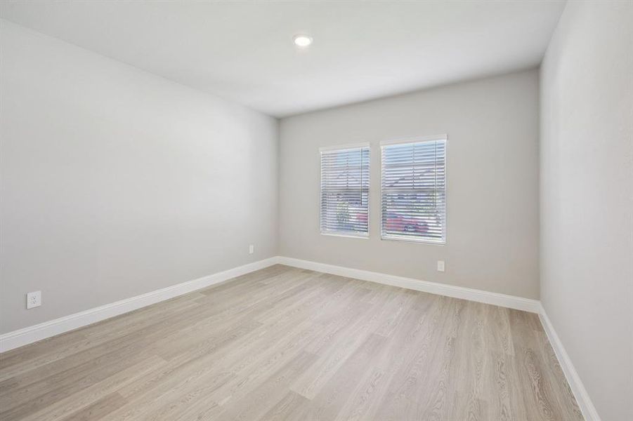 Photo is not of the actual home, but is an inspirational photo of builder’s model home and may depict options, furnishings, and/or decorator features that are not included. Photo is not of the actual home, but is an inspirational photo of builder’s model home and may depict options, furnishings, and/or decorator features that are not included.