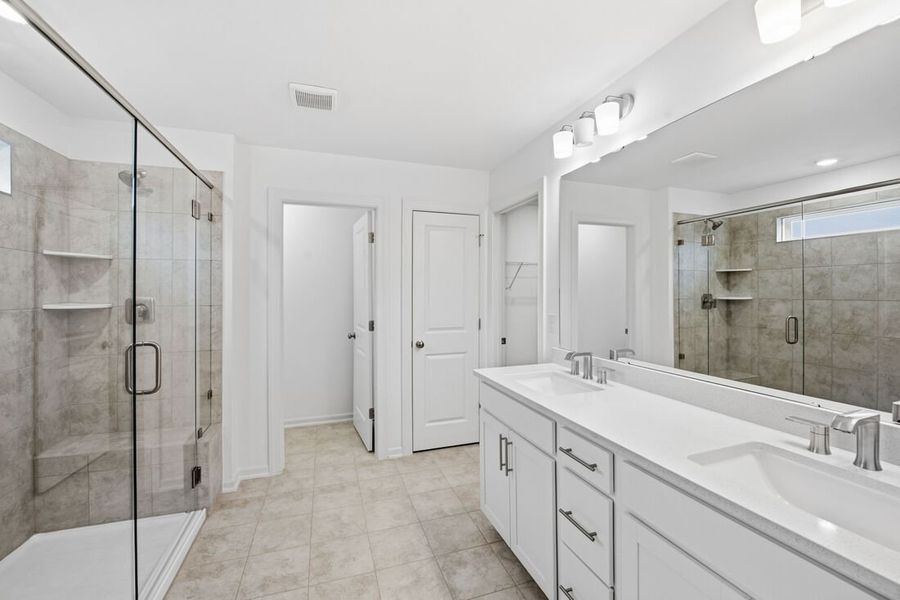 Representative furnished interior of a home built from the Bedford by Taylor Morrison in Hickory Grove, Sanford (Image 14).