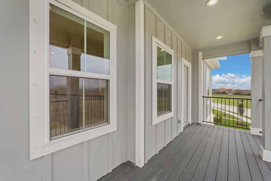 Representative exterior details of a home built from the Sorenstam by Chesmar Homes in Riceland Alley Loads, Mont Belvieu (Image 39).