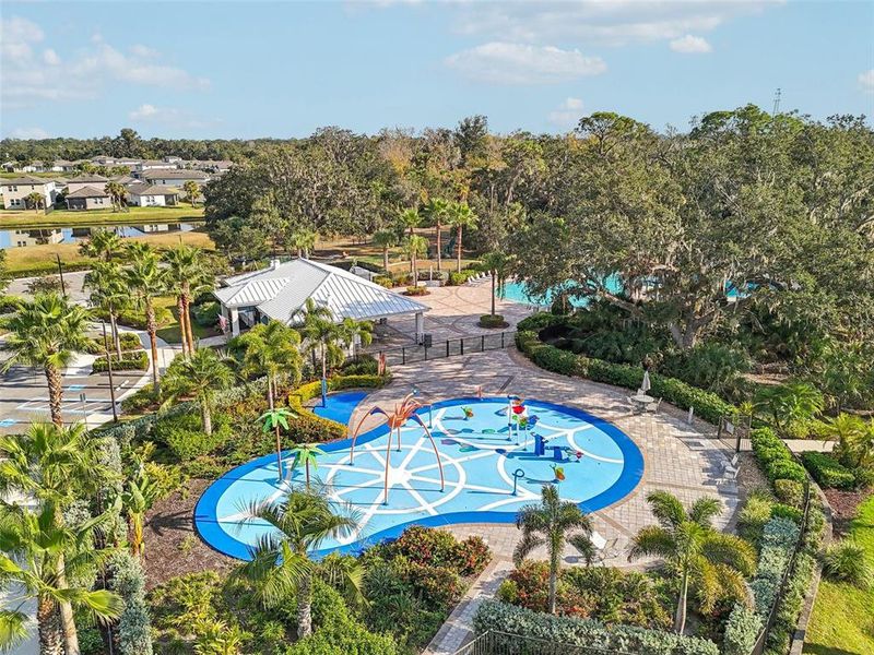 Community amenities in , Parrish (Image 30).