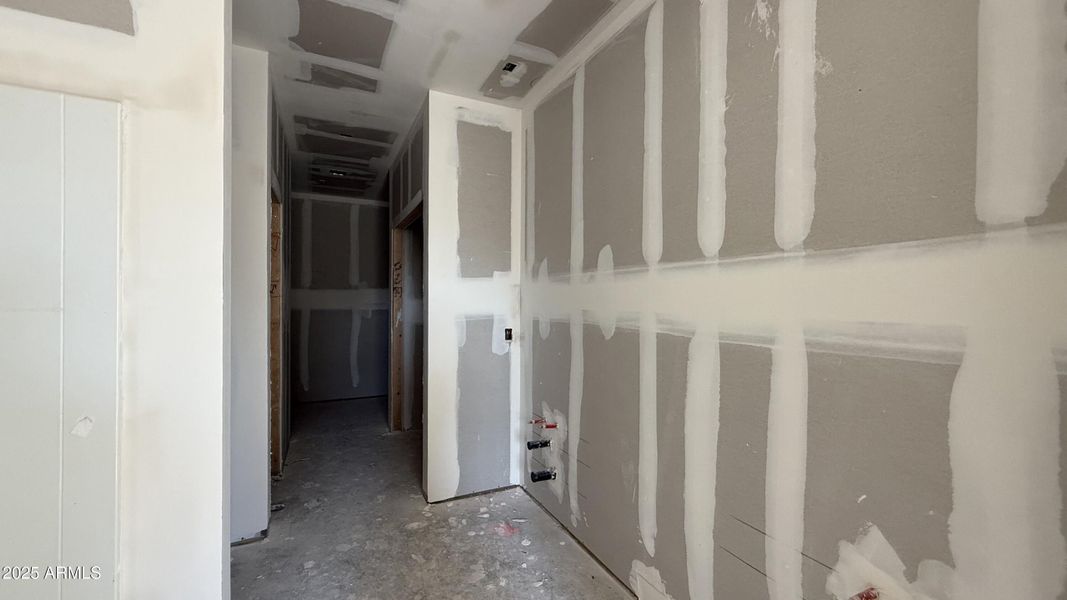 07 - Primary Bathroom