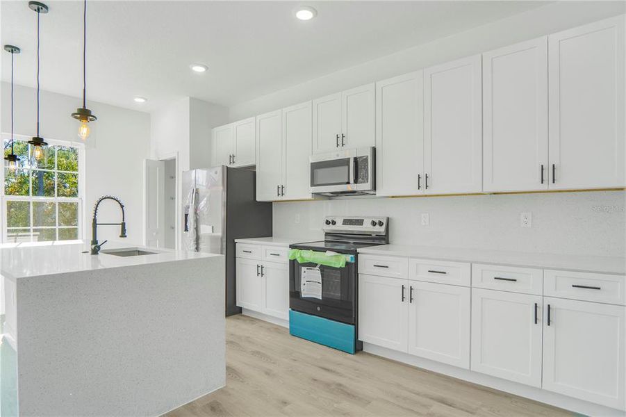 Furnished interior view inside a new home in , Ocala (Image 5).