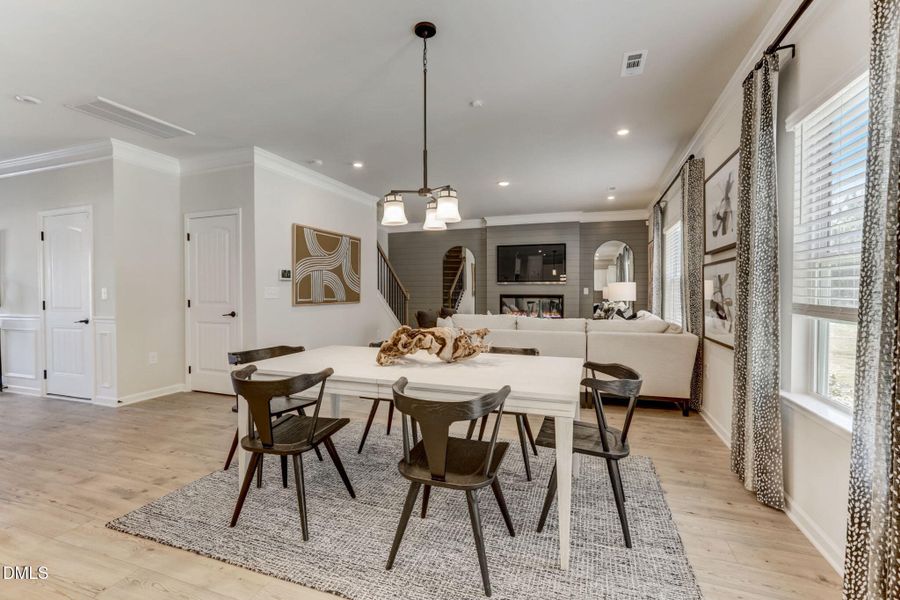 Previously Furnished Model Home Previously Furnished Model Home