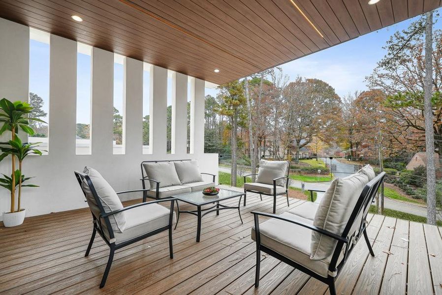 Exterior details and patio area of a home in , Decatur (Image 31).
