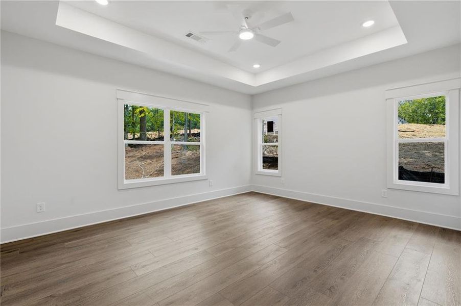Spacious, unfurnished interior of a new home in Autumn Brook, Canton (Image 30). Spacious, unfurnished interior of a new home in Autumn Brook, Canton (Image 30).