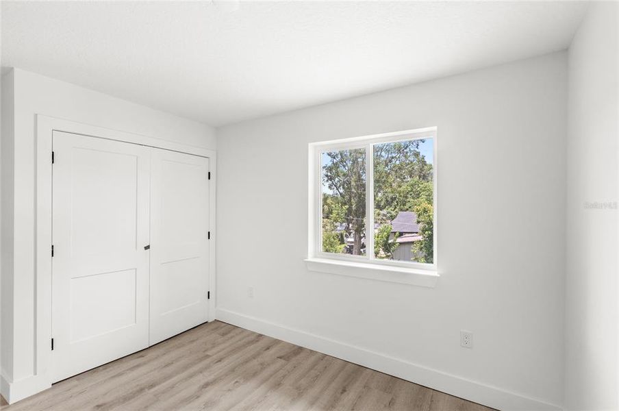 Spacious, unfurnished interior of a new home in , Winter Garden (Image 37).