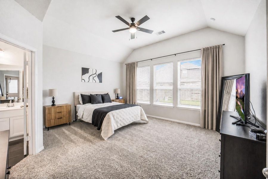 Furnished interior view inside a new home in , Katy (Image 15).