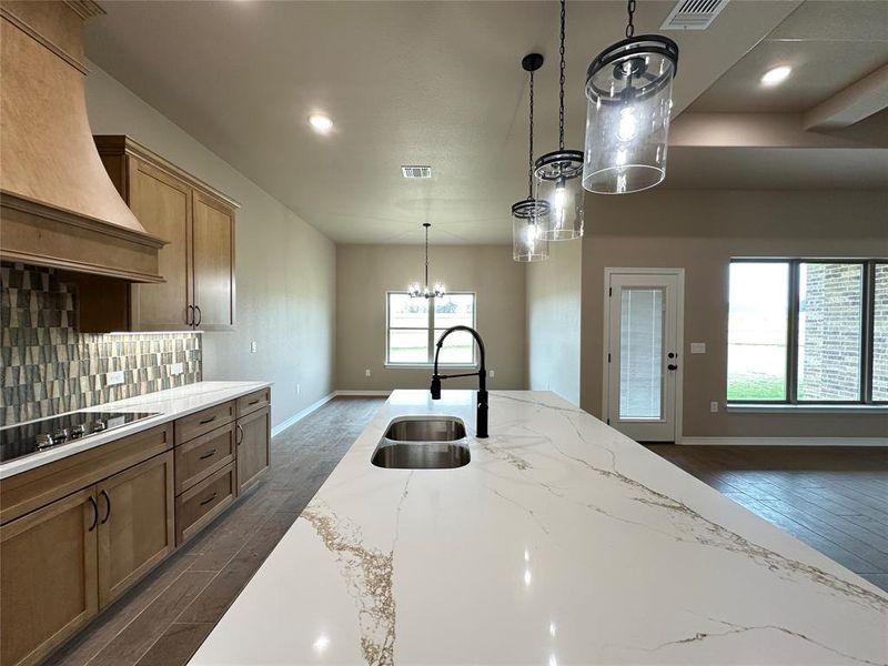 Furnished interior view inside a new home in , Lorena (Image 9).