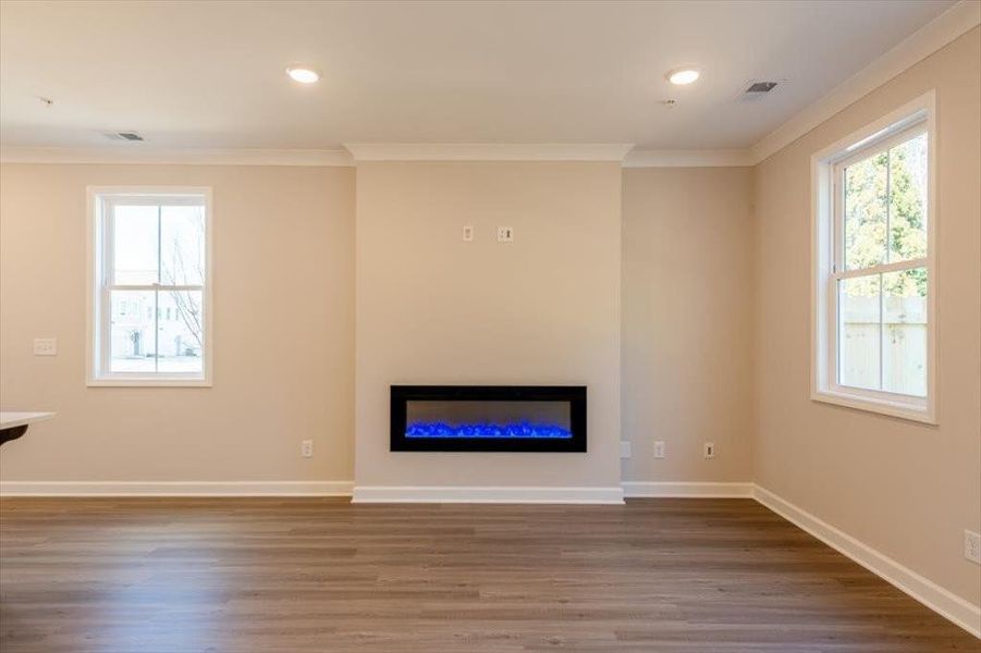 Spacious, unfurnished interior of a new home in Cherokee Township, Acworth (Image 30).