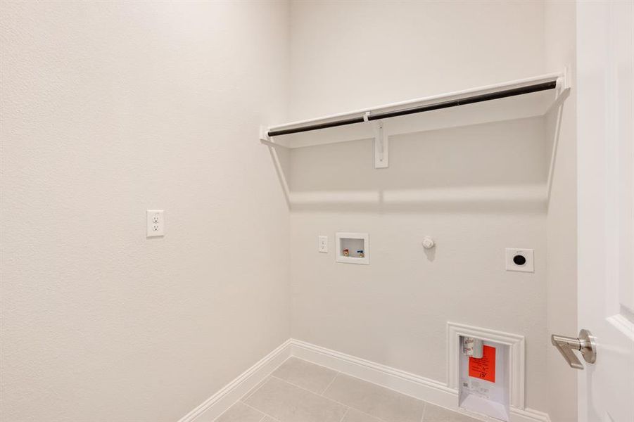 Spacious, unfurnished interior of a new home in Waterscape Classic 60s, Royse City (Image 16). Spacious, unfurnished interior of a new home in Waterscape Classic 60s, Royse City (Image 16).