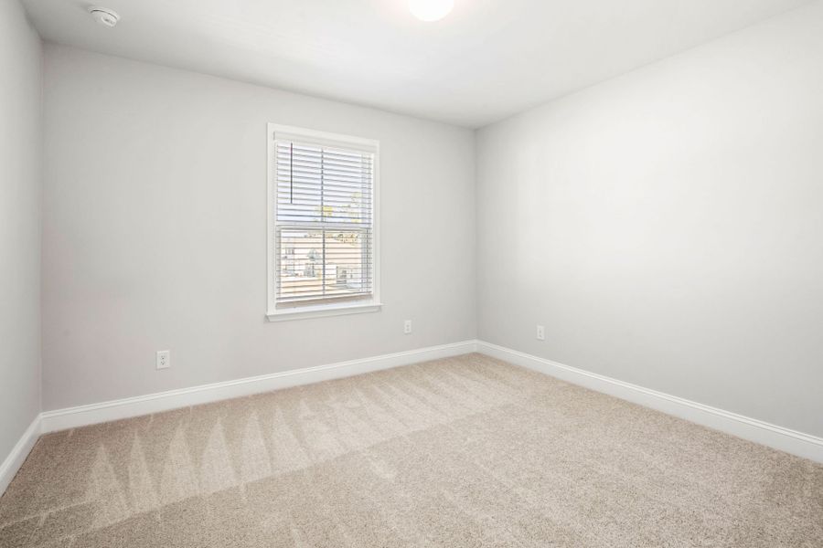 Spacious, unfurnished interior of a new home in Salem Bay, Beaufort (Image 16).
