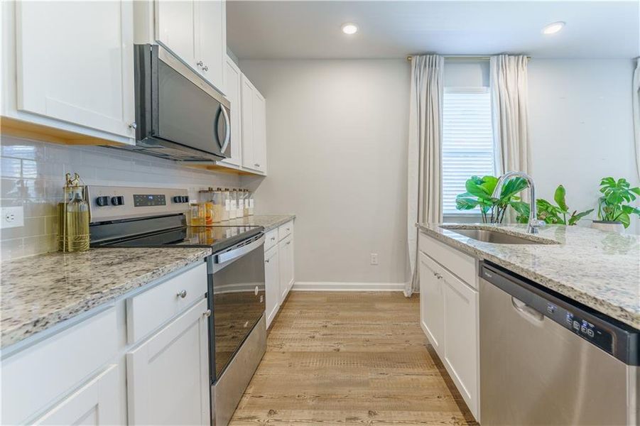 Furnished interior view inside a new home in Kingsley Creek, Lithonia (Image 12).