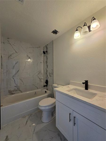 Furnished interior view inside a new home in , Ocala (Image 7).