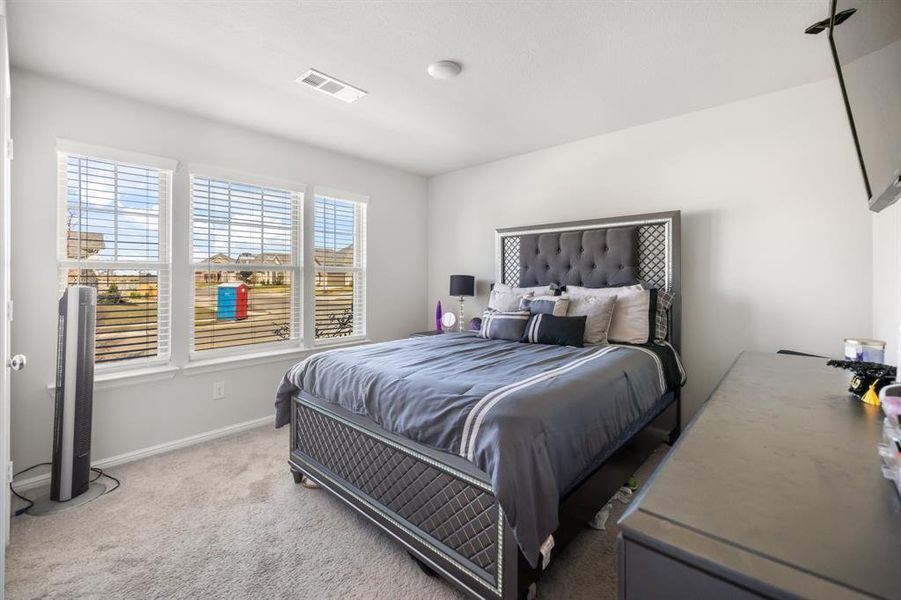 Furnished interior view inside a new home in Prairie Ridge at Goodland, Venus (Image 24). Furnished interior view inside a new home in Prairie Ridge at Goodland, Venus (Image 24).