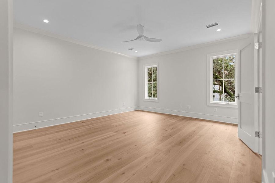 Spacious, unfurnished interior of a new home in , Seabrook Island (Image 48).