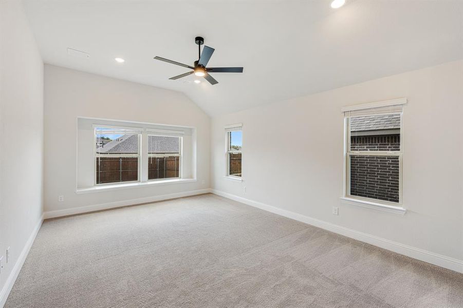 Spacious, unfurnished interior of a new home in Eagle Glen 50, Alvarado (Image 36). Spacious, unfurnished interior of a new home in Eagle Glen 50, Alvarado (Image 36).
