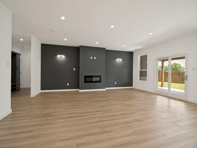 Spacious, unfurnished interior of a new home in , Terrell (Image 16).