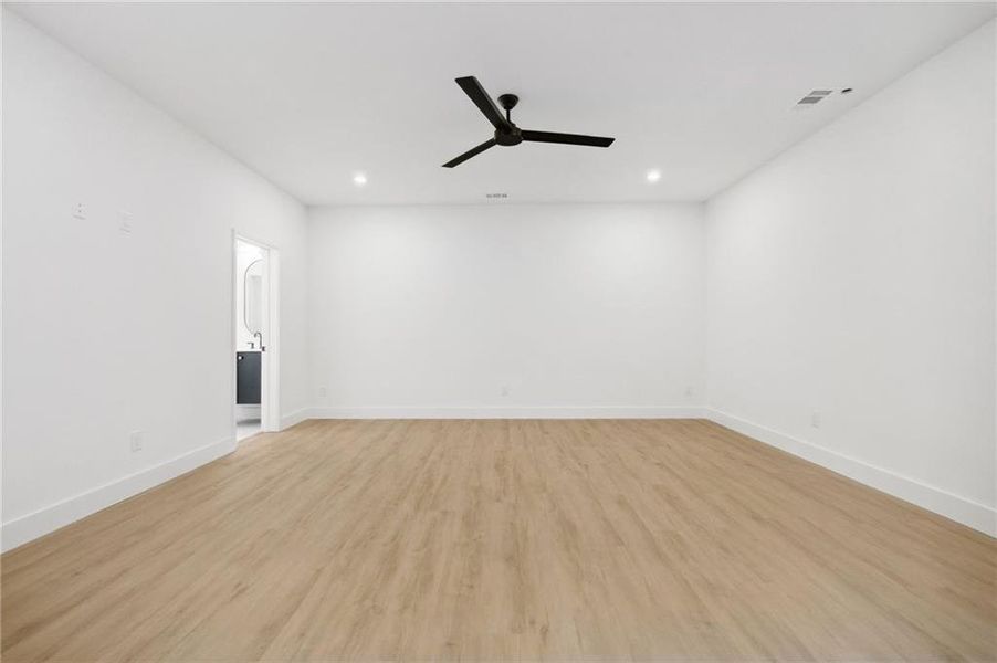Spacious, unfurnished interior of a new home in , Brookhaven (Image 47). Spacious, unfurnished interior of a new home in , Brookhaven (Image 47).