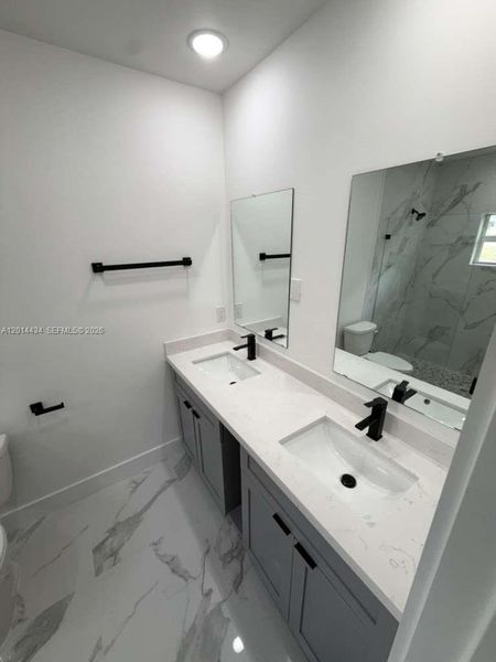 Furnished interior view inside a new home in , Lehigh Acres (Image 6).