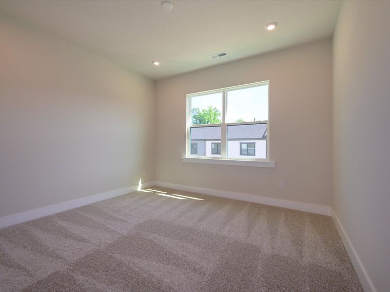 Spacious, unfurnished interior of a new home in Seven Oaks, Belmont (Image 23).