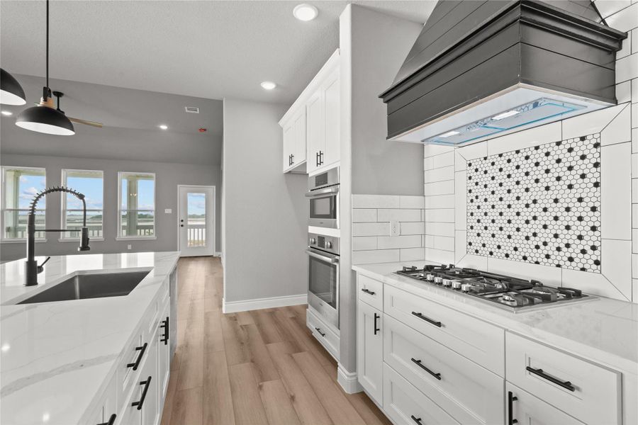 Image 6 of a home in .