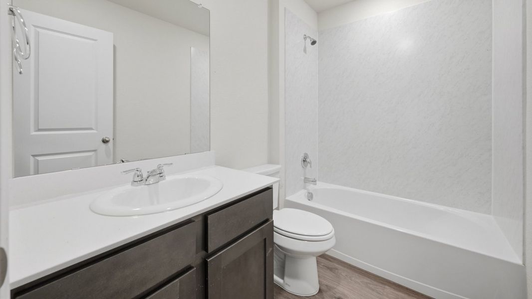 Furnished interior view inside a new home in Saddlebrook, Waxahachie (Image 5). Furnished interior view inside a new home in Saddlebrook, Waxahachie (Image 5).