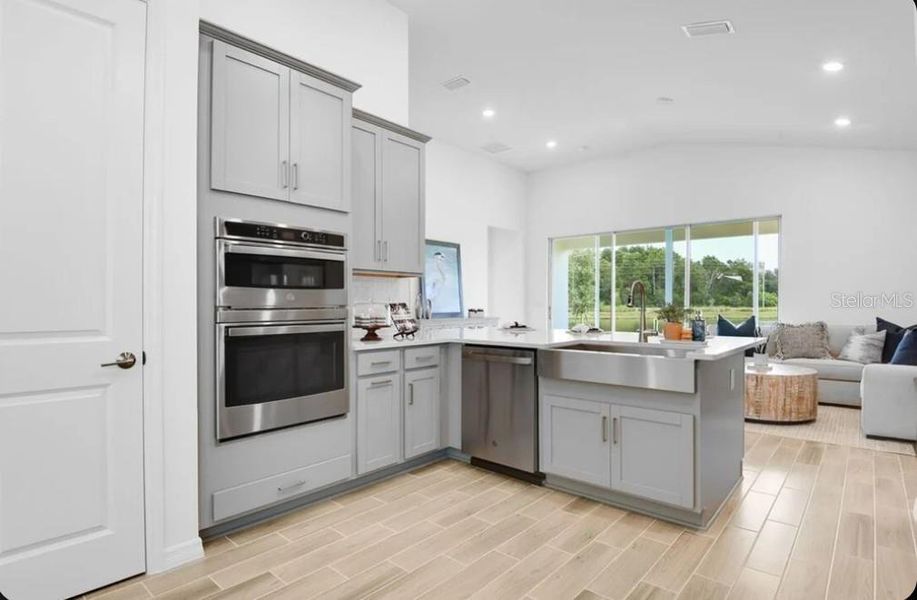 Furnished interior view inside a new home in Ardisia Park, New Smyrna Beach (Image 7).