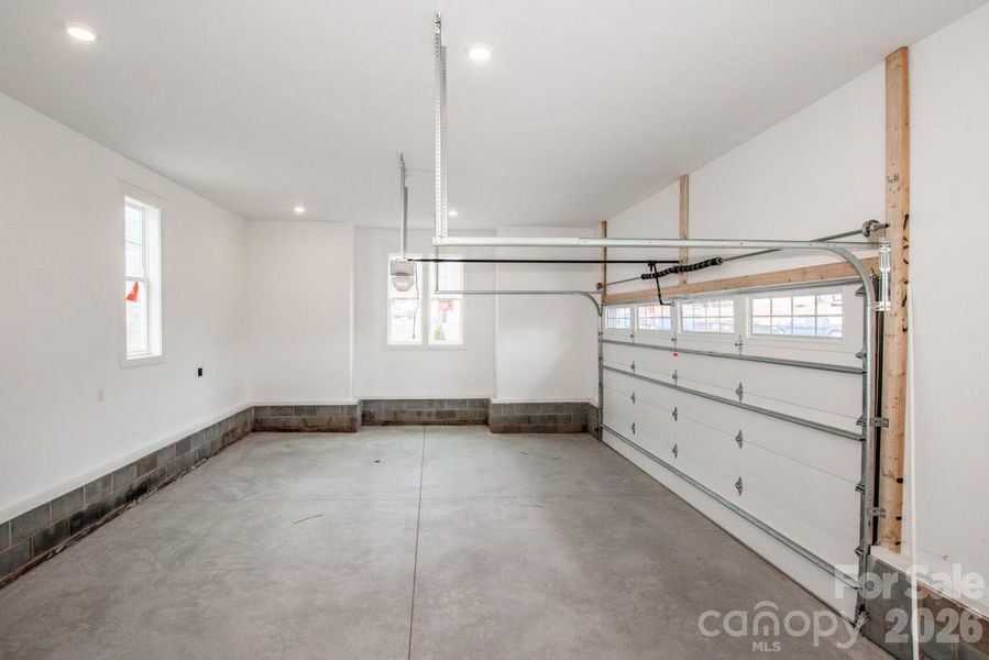Spacious, unfurnished interior of a new home in , Lincolnton (Image 40).